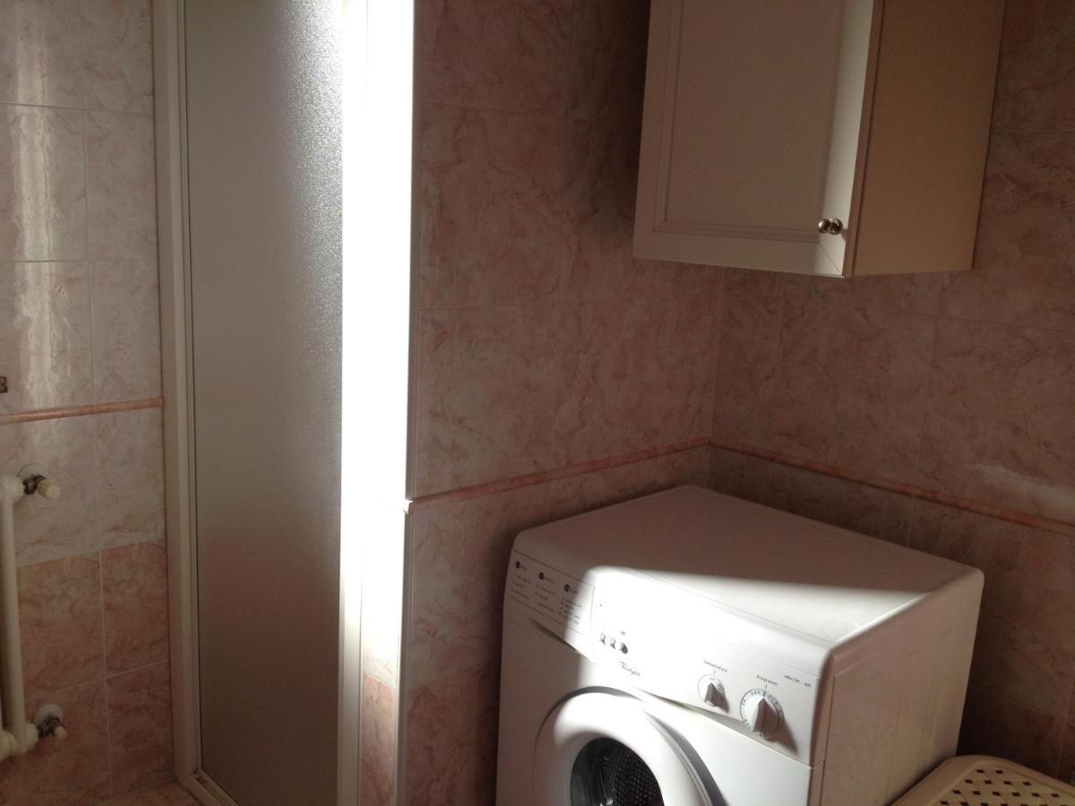 Aloe Beach Apartments, Ombrellone, Parcheggio E Uso Di Biciclette Gratis Римини Екстериор снимка