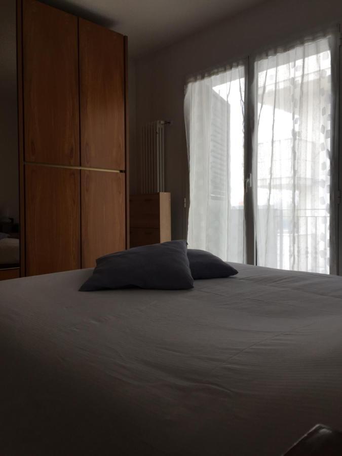 Aloe Beach Apartments, Ombrellone, Parcheggio E Uso Di Biciclette Gratis Римини Екстериор снимка