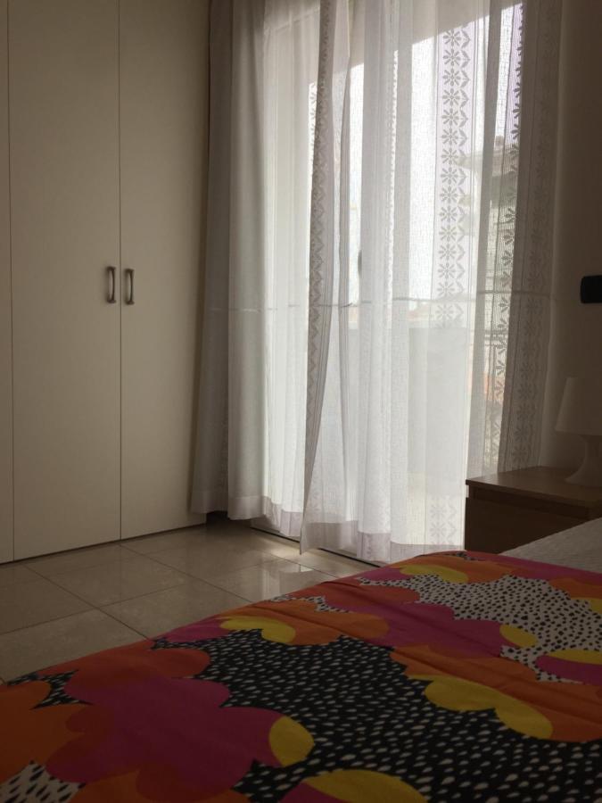 Aloe Beach Apartments, Ombrellone, Parcheggio E Uso Di Biciclette Gratis Римини Екстериор снимка